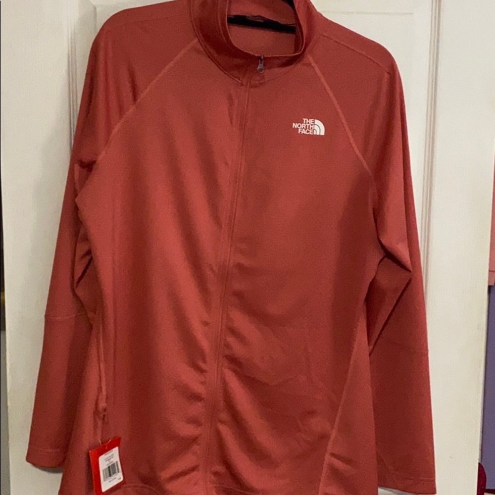 NWT The North Face Afternoon Pink Mountain Sport Top